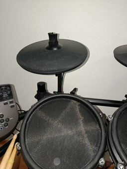 Bicie alesis - ako nové - 5