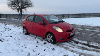 Toyota Yaris 1.3 2011 - 5