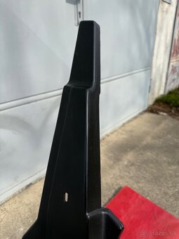 Manet korado bočný plast - 5