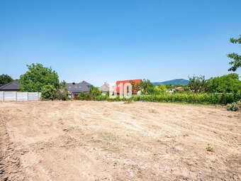 Pozemok pre RD, siete na pozemku - Nitra, Kynek (mimo hl. ce - 5