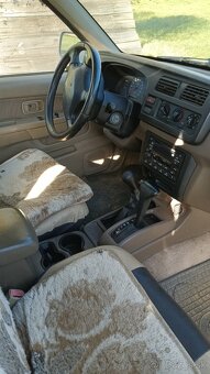 Nissan Frontier benzin 3,3 - 5