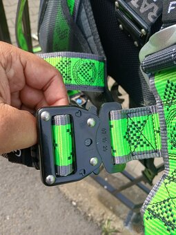 Bezpečnostný postroj KRATOS FA1020700 2KS - 5