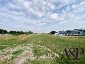 NA PREDAJ - PRENÁJOM LUXUSNÝ POZEMOK V PRIEMYSELNEJ ZÓNE, 12 - 5