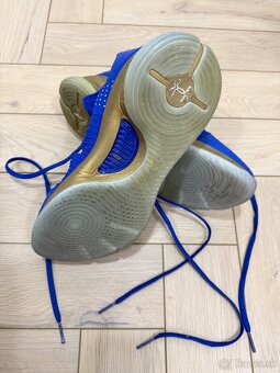 Understand Armour Curry - 5