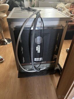 Umývačka riadu whirpool - 5