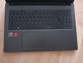 predám Acer extensa 15 EX215-22 - AMD Ryzen 3 , 8gb ram - 5