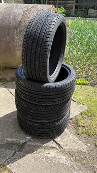 Predám celoročne pneu Continental PRO CONTACT - 5