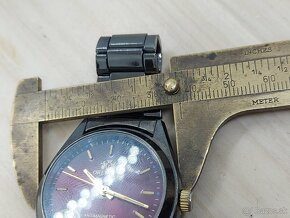 Predám funkčné náramkové hodinky OREINTEX - 5