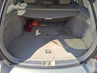 Toyota Avensis Combi 2.2 D-4D Lux - 5