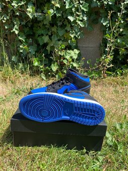 Jordan 1 mid 38 royal blue gs - 5