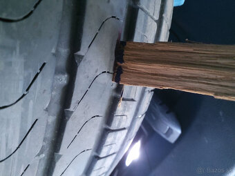 Predam pneu letne 235/50 R19 - 5