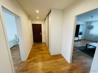 Na predaj 3-izbový byt, 77 m² s loggiou – Partizánske, sídli - 5