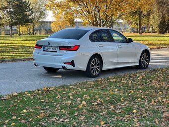 BMW Rad 3 330e Premium PHEV A/T Plug-In HYBRID - 5