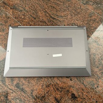 HP ZBook Firefly G7 15" – i7-10810U / Quadro P520 / 32GB RA - 5