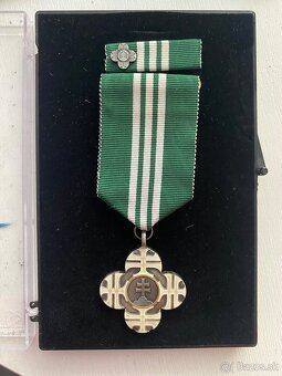 Medaile, vyznamenania - 5