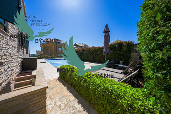 Exkluzívna kamenná vila s bazénom – Ideálna investícia do vá - 5