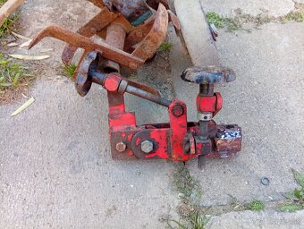 Predám Obojstranný Pluh 80 Eur Rotačný kyprič 40 Eur Nastavo - 5