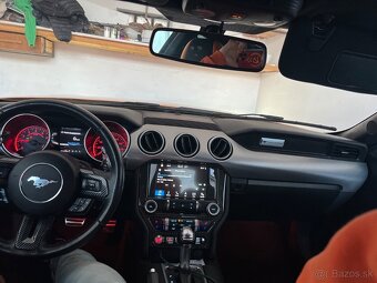 Prenájom Ford Mustang GT - 5