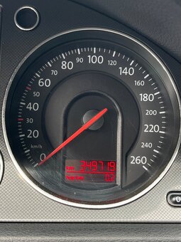 Volkswagen passat 2,0 tdi - 5