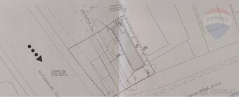 Predaj stavebný pozemok + právoplatné stavebné povolenie + p - 5