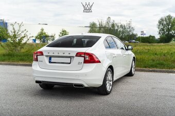 Volvo S60 D4 2.0L Drive-E Kinetic Geartronic - 5