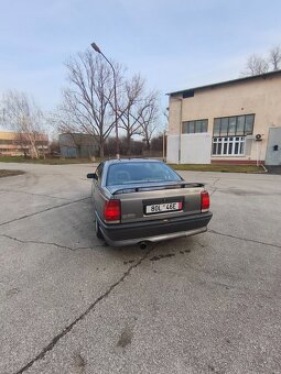 Opel Omega A 3000 - 5