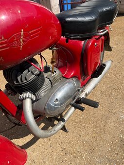 Jawa 250 - 5