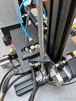 Predám 3D tlačiareň Creality Ender 3 - 5