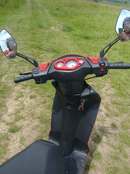 Skuter 125 i - 5