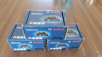 Batwria bosch gba 18v 1,5a - 5