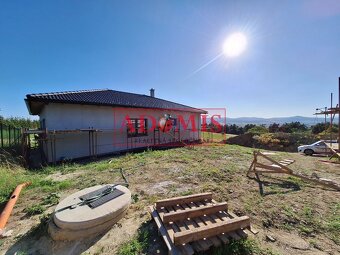Predám bungalov1 5izbový, Ortáše 607m2, iba 18 km od Košíc - 5