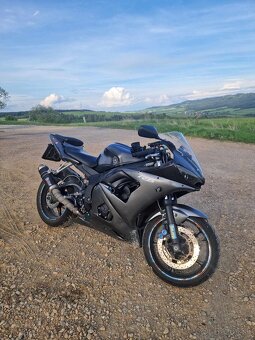 yamaha r6 2004 - 5