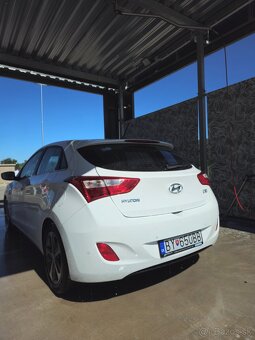 Predám Hyundai i30 1.6crdi - 5