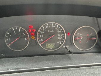 Predám Nissan xtrial 2.2 100kw - 5