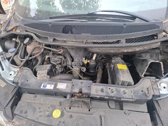 Rozpredam Peugeot 807 2.0hdi - 5