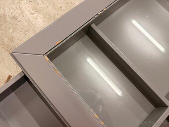 Ikea konferenčný stolík. - 5