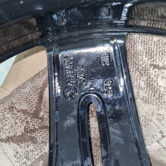 Hliníkové disky 5x112 R18 7,5J ET49 - 5