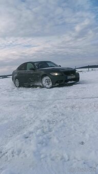 BMW e90 320D - 5