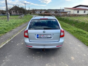 Skoda octavia 2 lift 153tisic km 9/2012 - 5