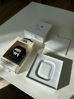 Apple AirPods 1 púzdro Karl Laherfeld zdarma - 5