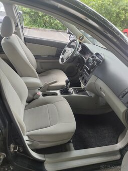 Kia Cerato 2006 1,6 turbodiesel - 5