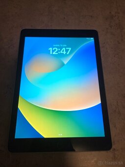 Apple IPad Air 5 gen. - 5