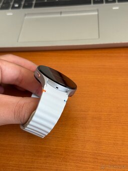 Samsung Galaxy Watch 7 44mm Silver - len odskúšané - 5