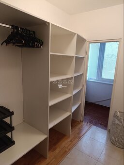Na prenájom  zariadený 3-izbový byt s balkónom  v obľúbenej  - 5