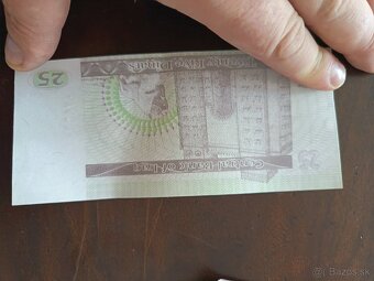 Irackých bankovky – Saddam Hussein (originál, UNC) - 5