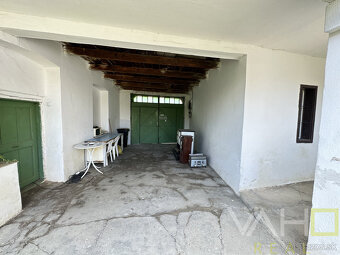 Rodinný dom s veľkým pozemkom a potenciálom – Siladice - 5