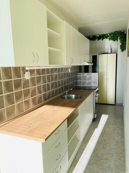 Veľký 2 izbový byt Michalovce - 5