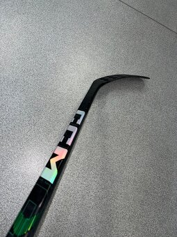 Hokejka CCM Jetspeed FT 5 Pro - 5