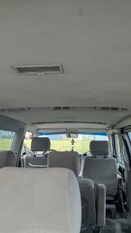 Rozpredám interiér T4 caravelle 2.5TDI 111kw - 5