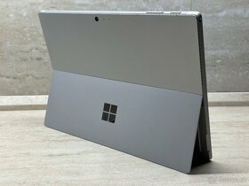 Microsoft Surface Pro 4 - 12.3"- i5 - 8GB - 256GB SSD - 5